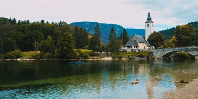 Slowenien Reise über Tirol nach Bohinj. Busreise für Senioren. Oberkrainer Volksmusik